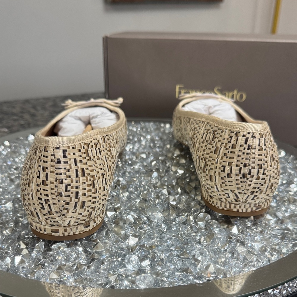 Franco Sarto Abigail Beige Woven Flats with White Bow Accents NEW 9W - Picture 7 of 14
